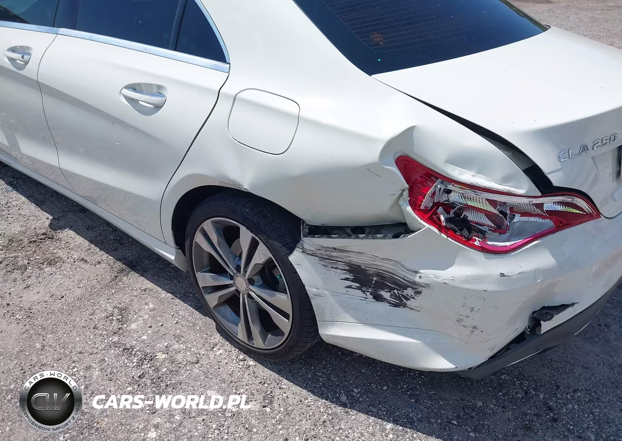 2018 Mercedes-Benz Cla 250 VIN:WDDSJ4EB2JN512263 - 6