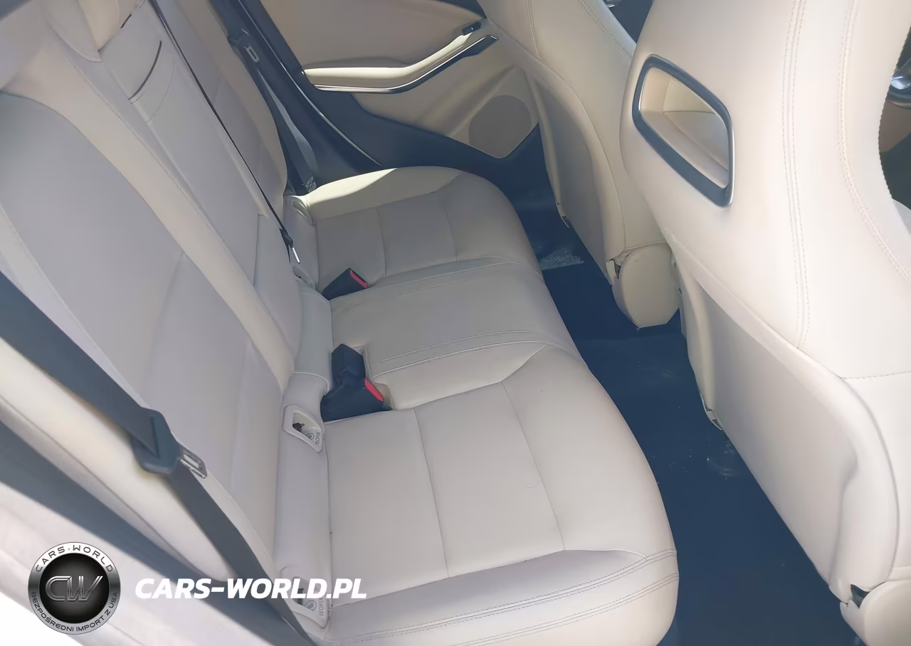 2018 Mercedes-Benz Cla 250 VIN:WDDSJ4EB2JN512263 - 8