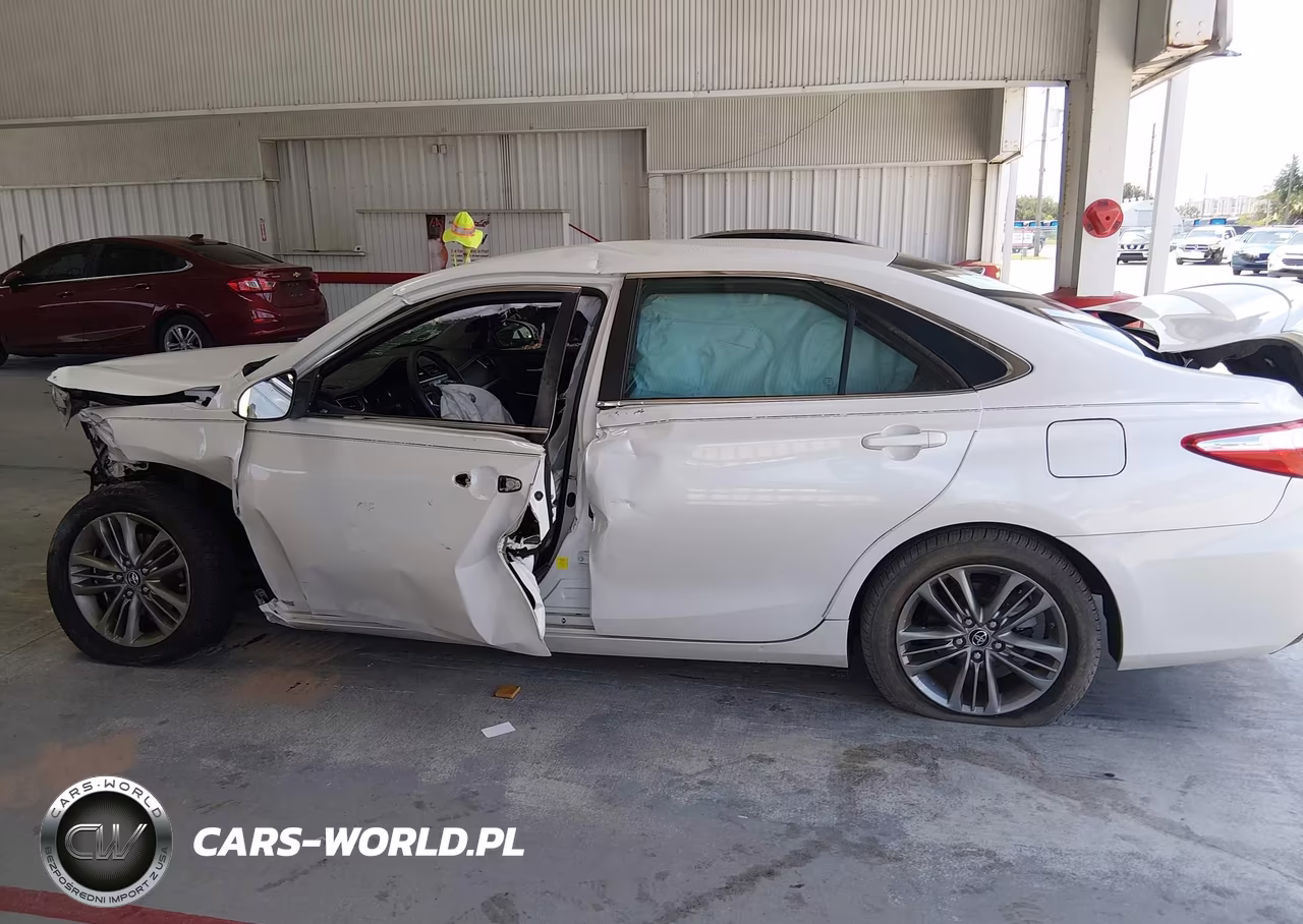 2016 Toyota Camry Se VIN:4T1BF1FK9GU169406 - 15