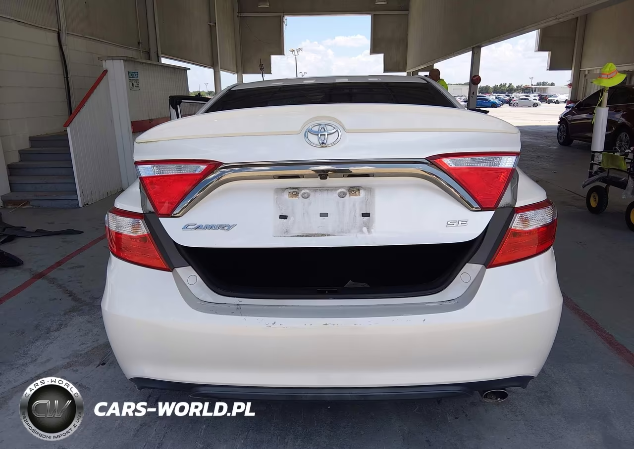 2016 Toyota Camry Se VIN:4T1BF1FK9GU169406 - 17