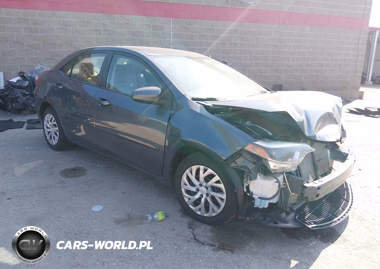 2015 Toyota Corolla Le – zdjęcie 1 z 17