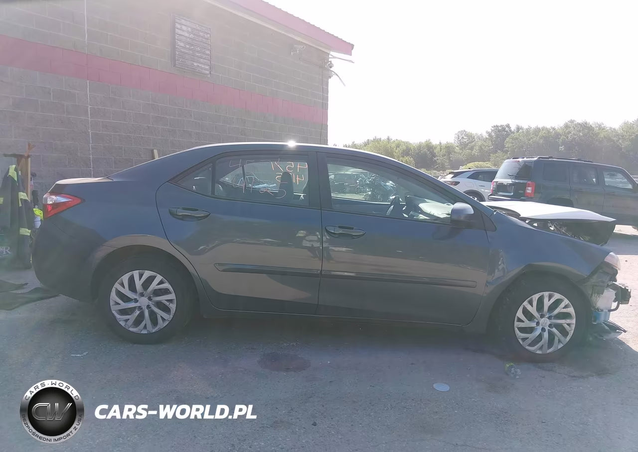 2015 Toyota Corolla Le VIN:2T1BURHE5FC273077 - 14