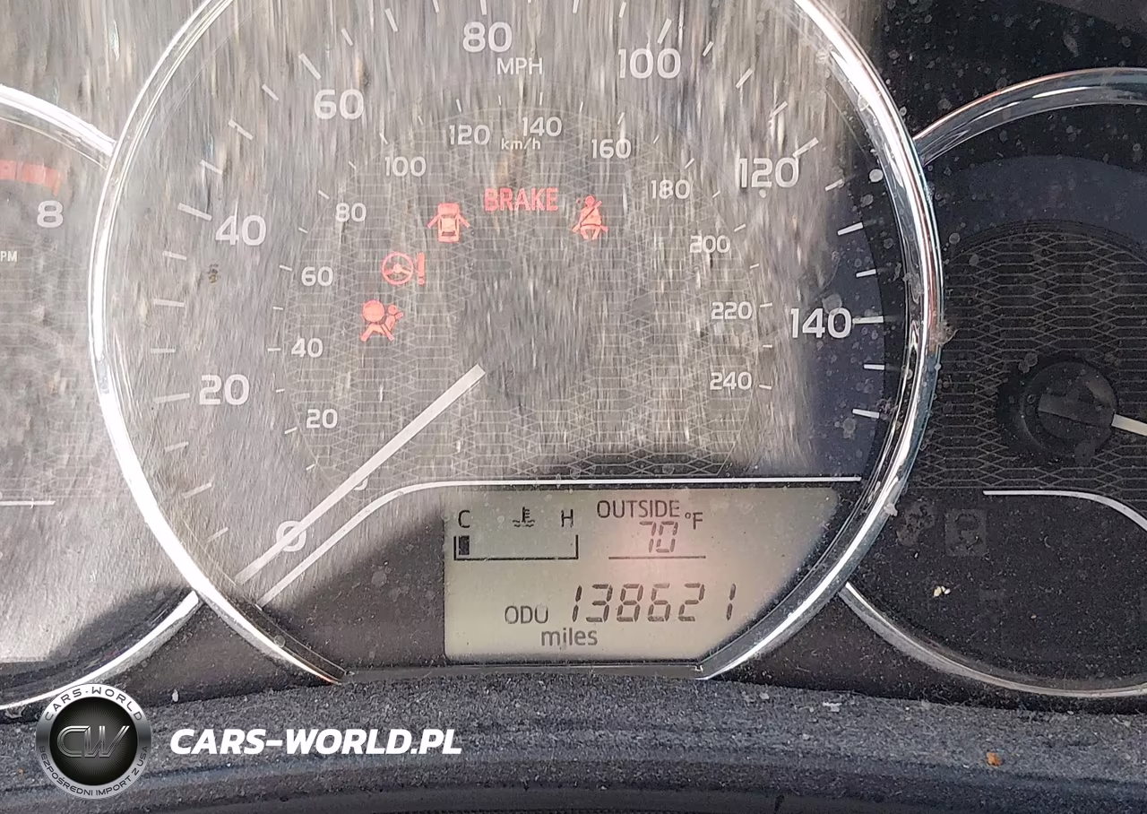 2015 Toyota Corolla Le VIN:2T1BURHE5FC273077 - 16
