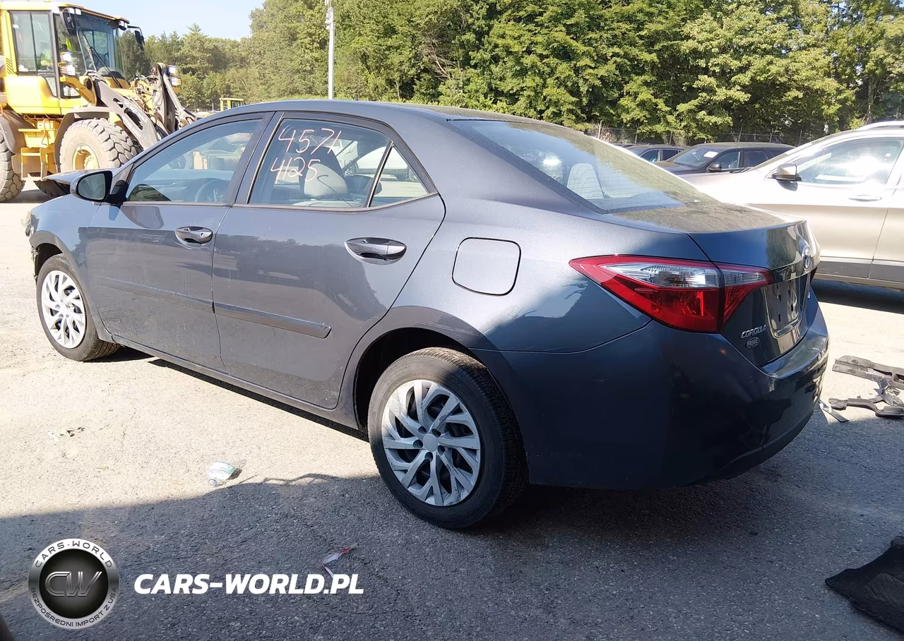 2015 Toyota Corolla Le VIN:2T1BURHE5FC273077 - 3