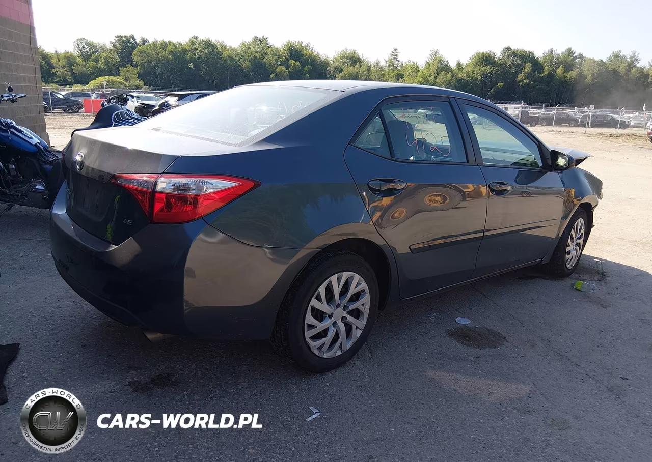 2015 Toyota Corolla Le VIN:2T1BURHE5FC273077 - 4