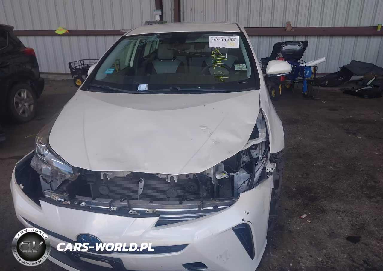 2020 Toyota Prius Le VIN:JTDKARFUXL3103160 - 12