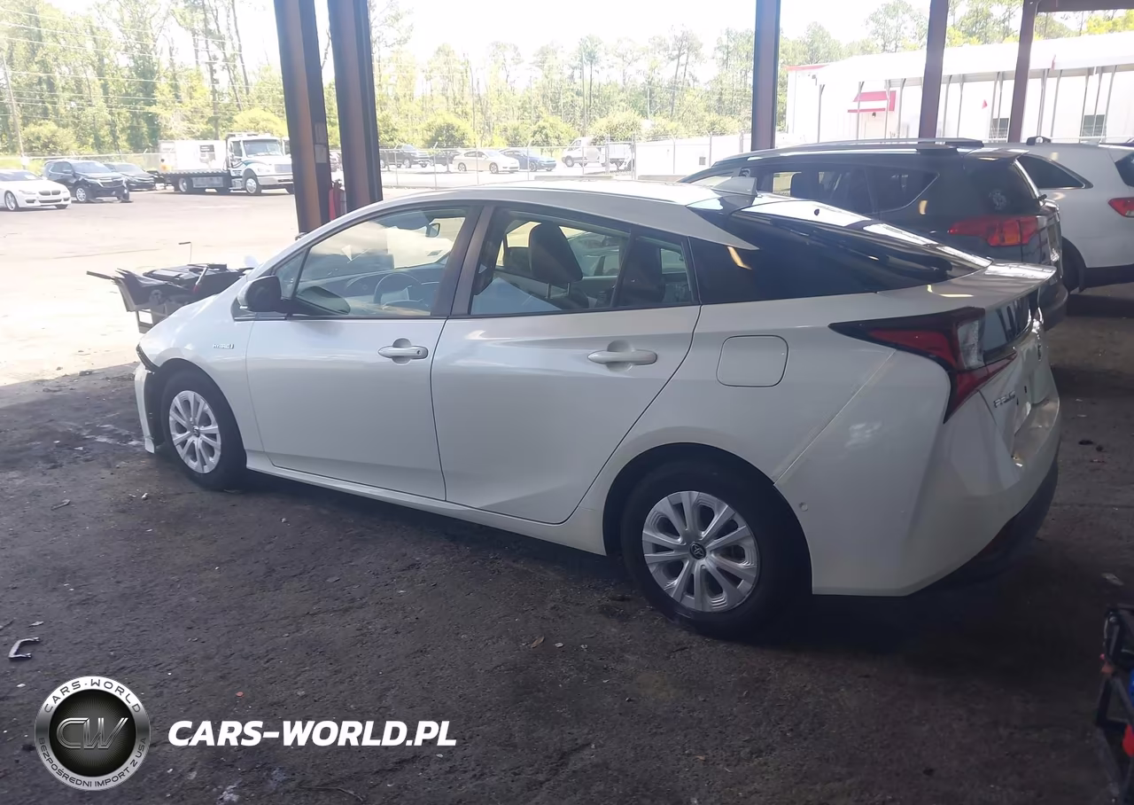 2020 Toyota Prius Le VIN:JTDKARFUXL3103160 - 3