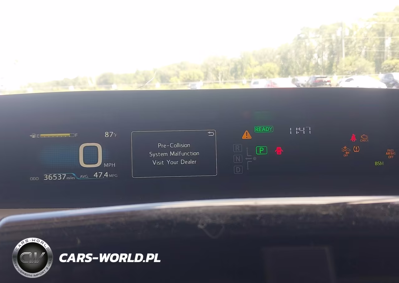 2020 Toyota Prius Le VIN:JTDKARFUXL3103160 - 7