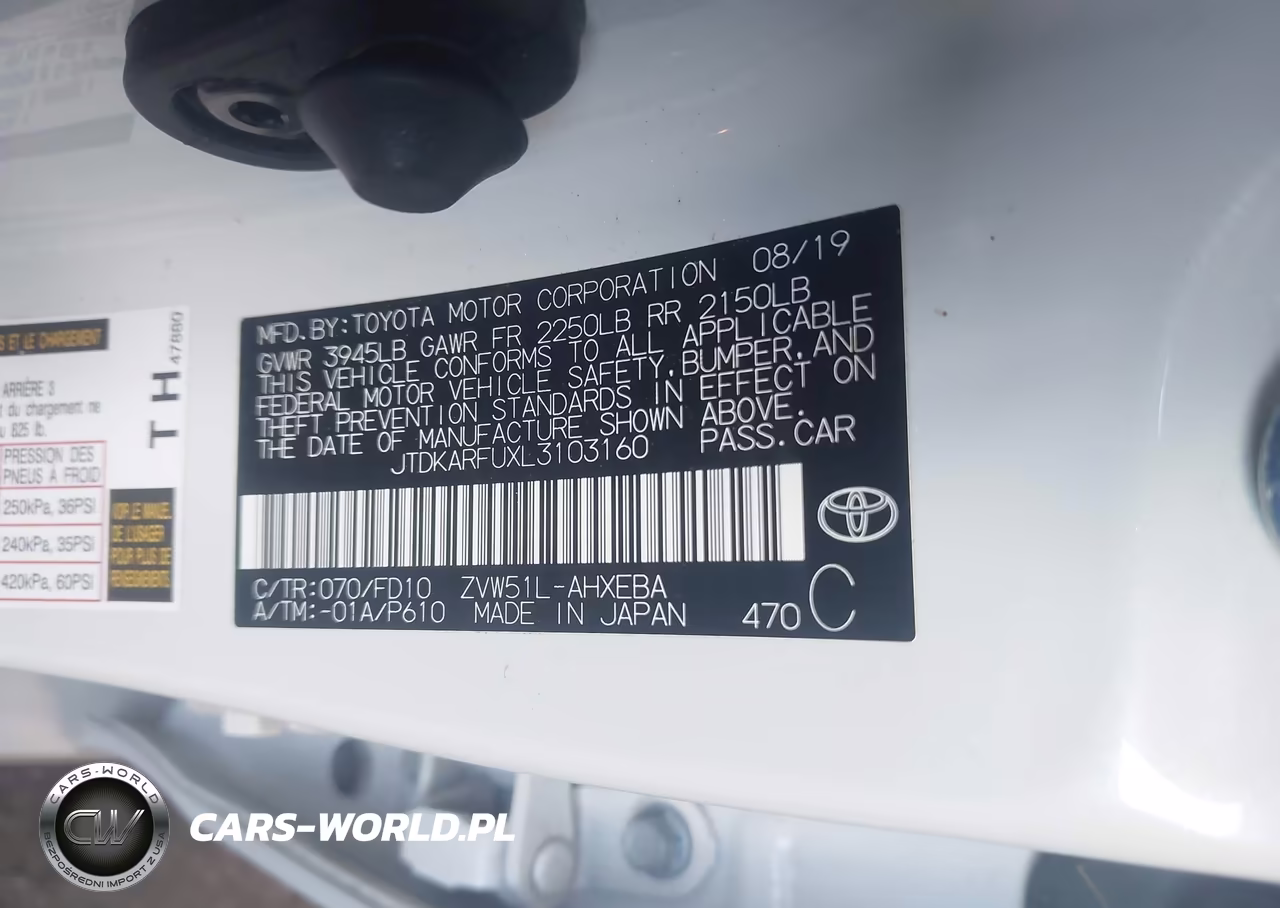 2020 Toyota Prius Le VIN:JTDKARFUXL3103160 - 9