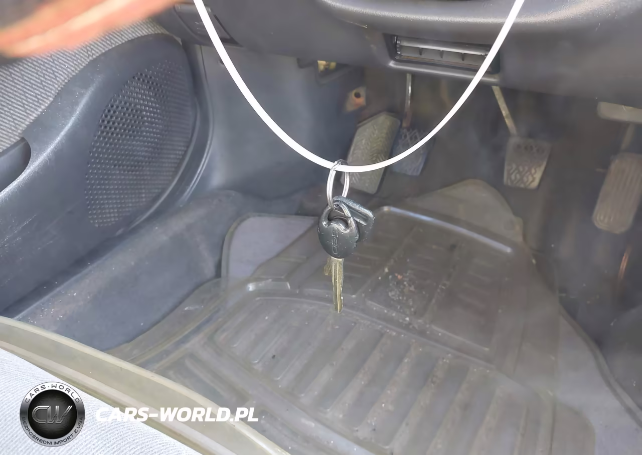 1993 Toyota Corolla Dx VIN:JT2AE09W7P0043170 - 11