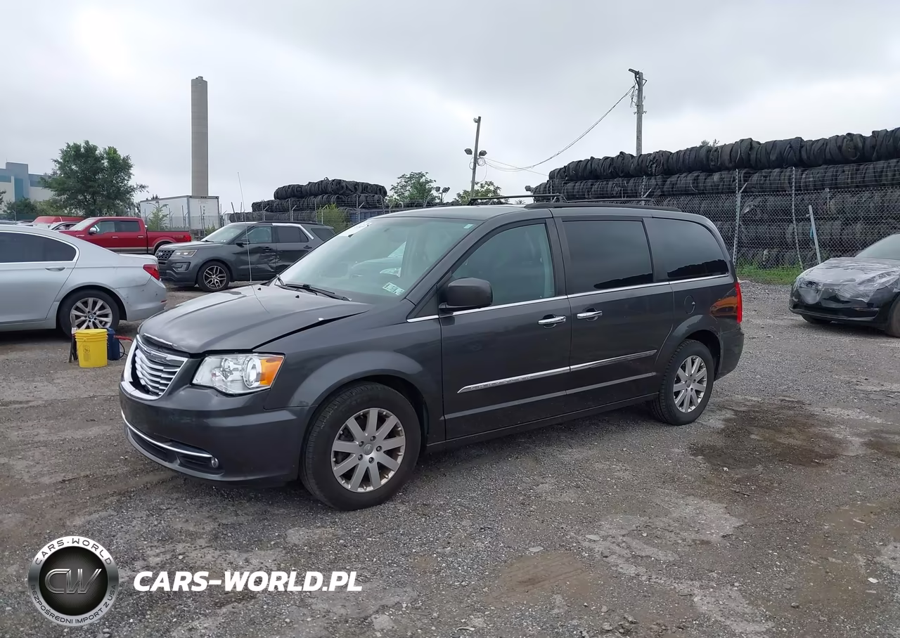 2015 Chrysler Town & Country Touring VIN:2C4RC1BG9FR628636 - 2