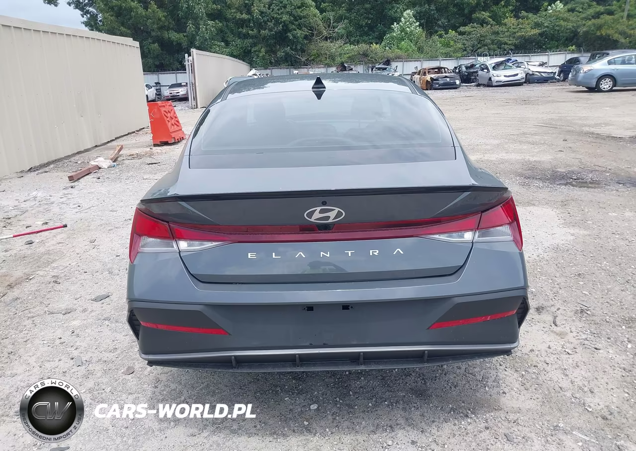 2026 Hyundai Elantra Sel Sport VIN:KMHLM4DG6TU137887 - 16