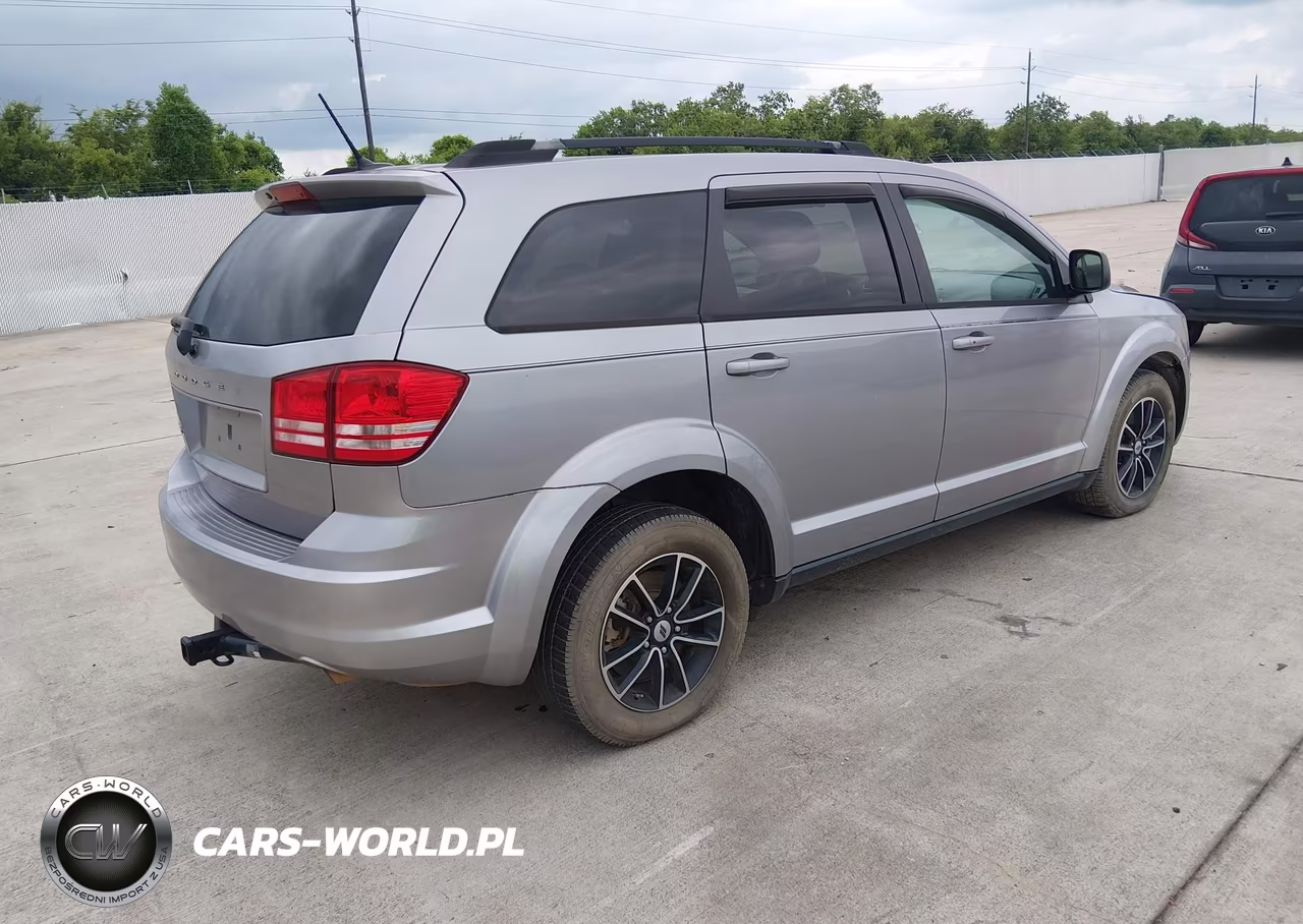2018 Dodge Journey Se VIN:3C4PDCAB5JT381949 - 4