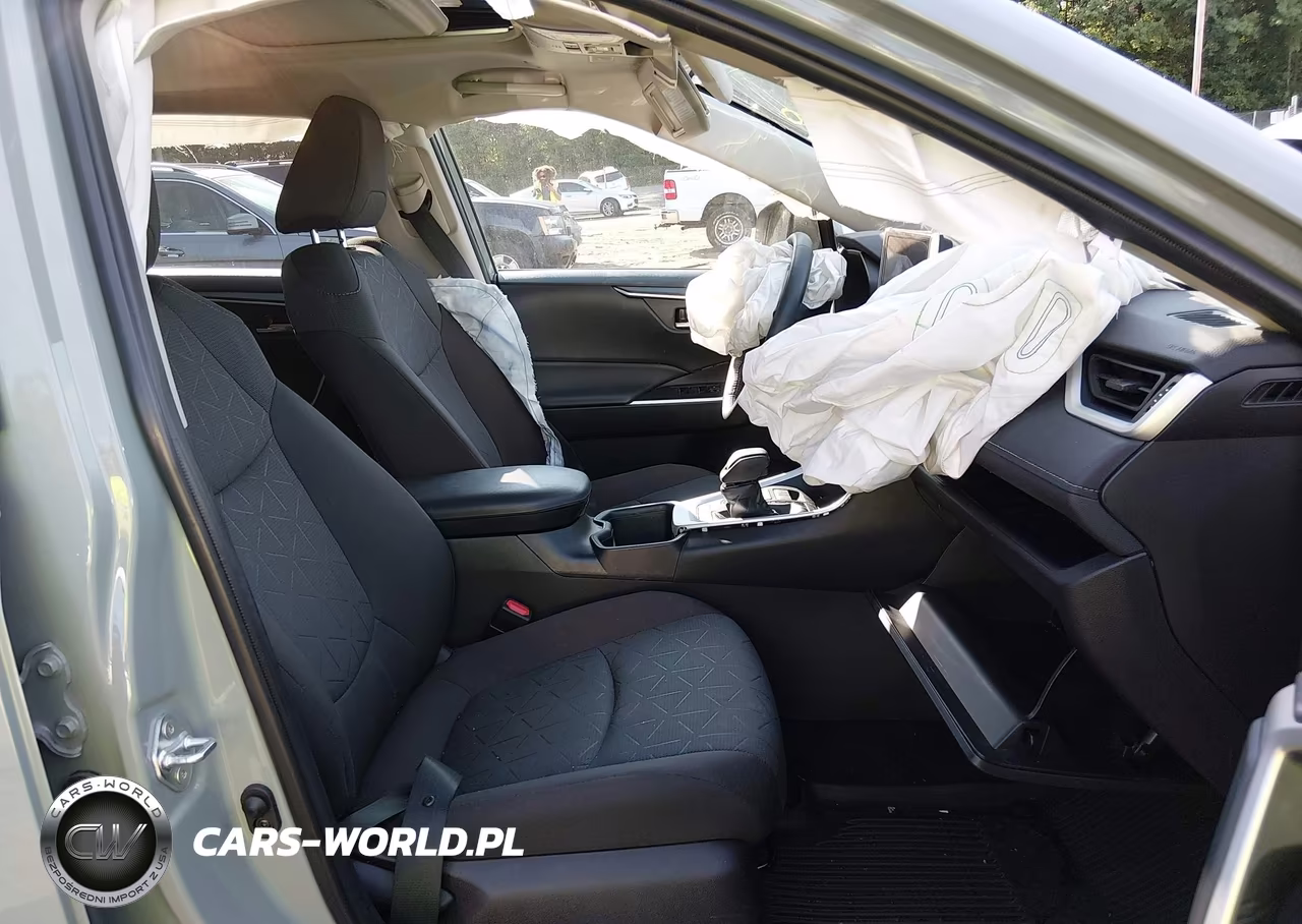 2023 Toyota Rav4 Hybrid Xle VIN:4T3RWRFV3PU097018 - 5