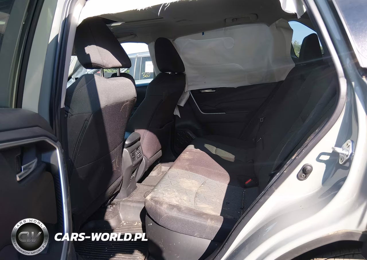 2023 Toyota Rav4 Hybrid Xle VIN:4T3RWRFV3PU097018 - 8