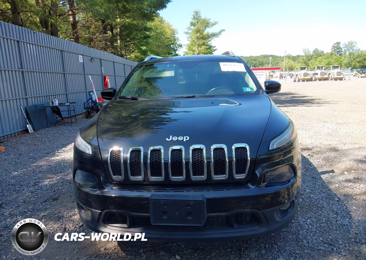 2015 Jeep Cherokee Latitude VIN:1C4PJMCB8FW794929 - 12