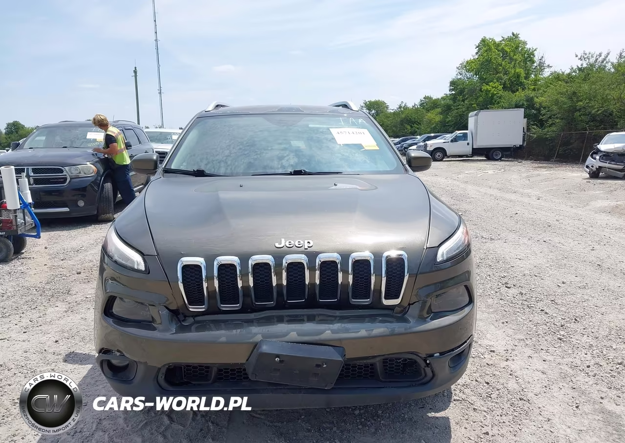2015 Jeep Cherokee Latitude VIN:1C4PJMCB0FW612947 - 12