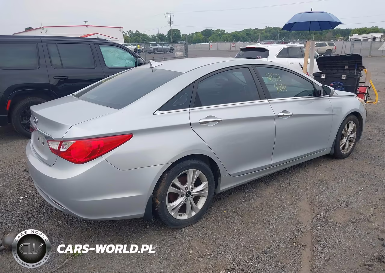 2011 Hyundai Sonata Limited VIN:5NPEC4AC6BH124650 - 4
