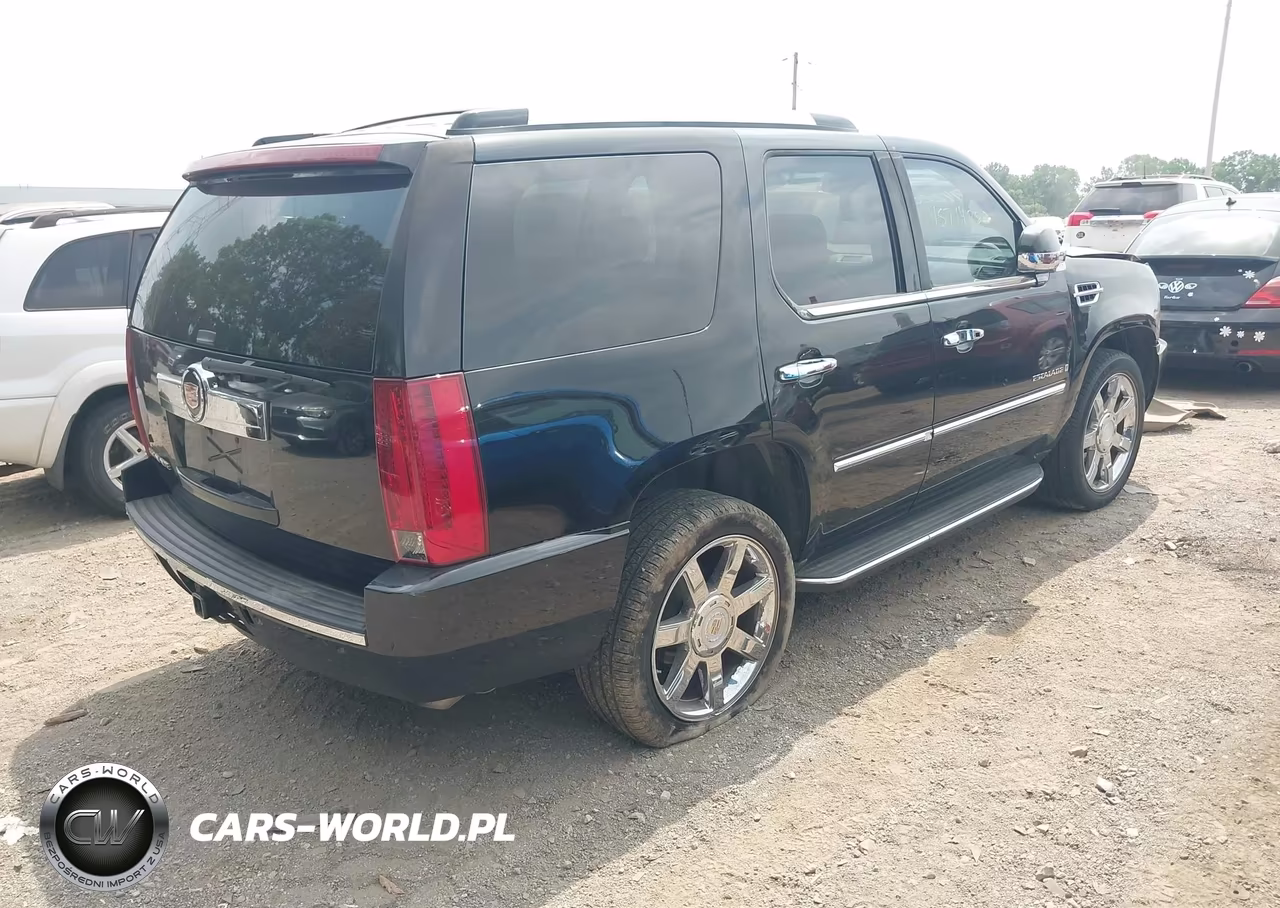 2007 Cadillac Escalade Luxury VIN:1GYFK63857R206715 - 4