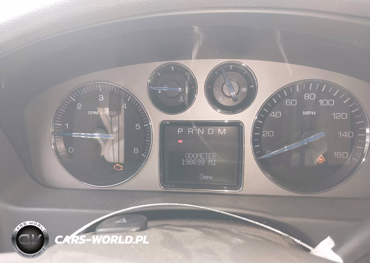 2007 Cadillac Escalade Luxury VIN:1GYFK63857R206715 - 7