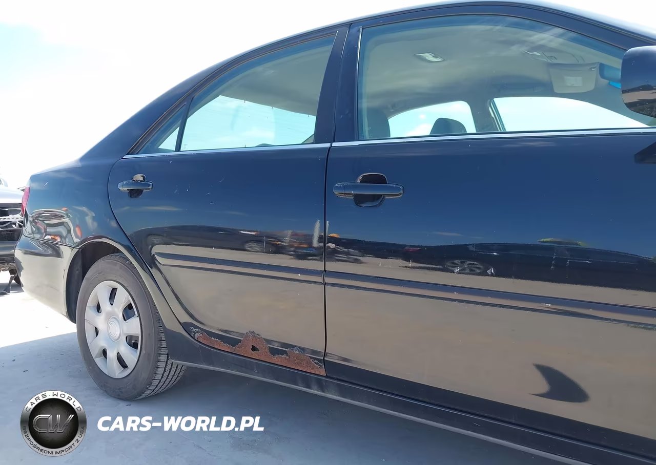 2005 Toyota Camry Le VIN:4T1BE32K25U003780 - 18