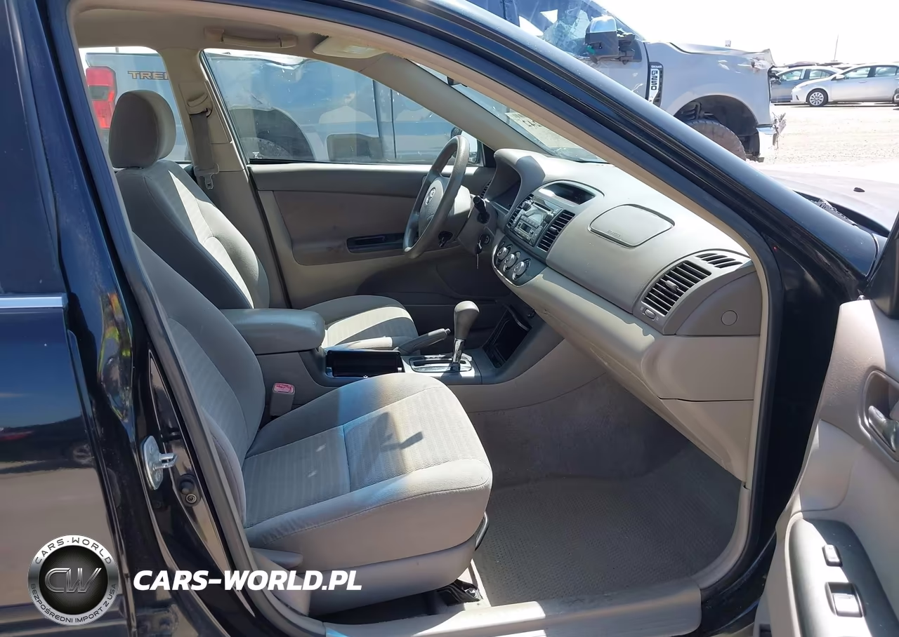 2005 Toyota Camry Le VIN:4T1BE32K25U003780 - 5