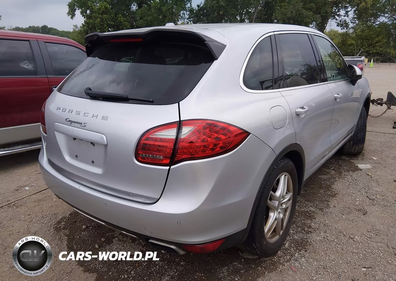2012 Porsche Cayenne S VIN:WP1AB2A24CLA44420 - 4