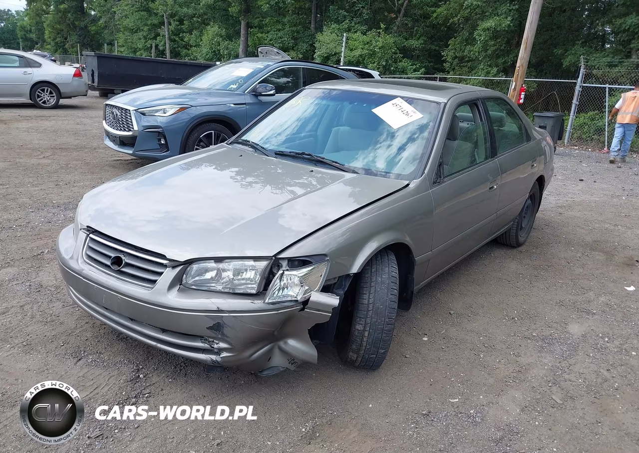 2000 Toyota Camry Le VIN:JT2BG22K9Y0448157 - 2