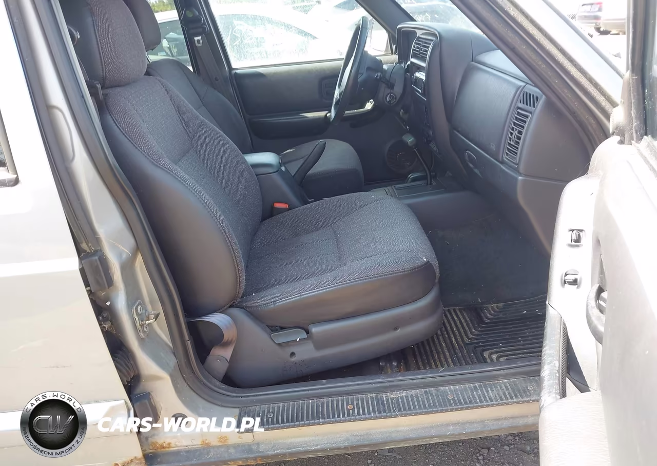 2000 Jeep Cherokee Classic VIN:1J4FF58S7YL233535 - 5