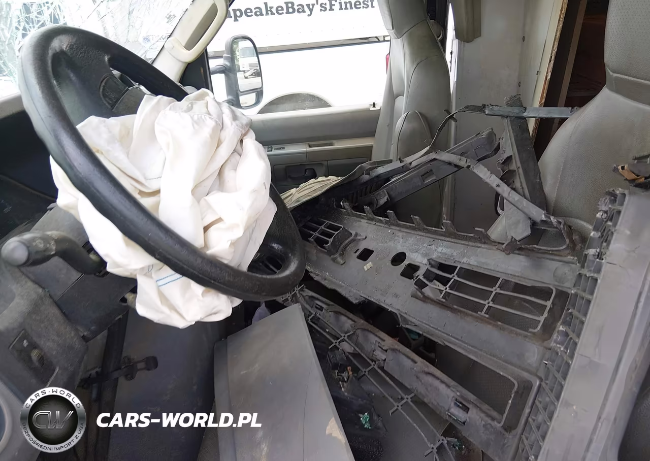 2012 Ford E-350 Cutaway VIN:1FDSE3FL4CDA18815 - 11