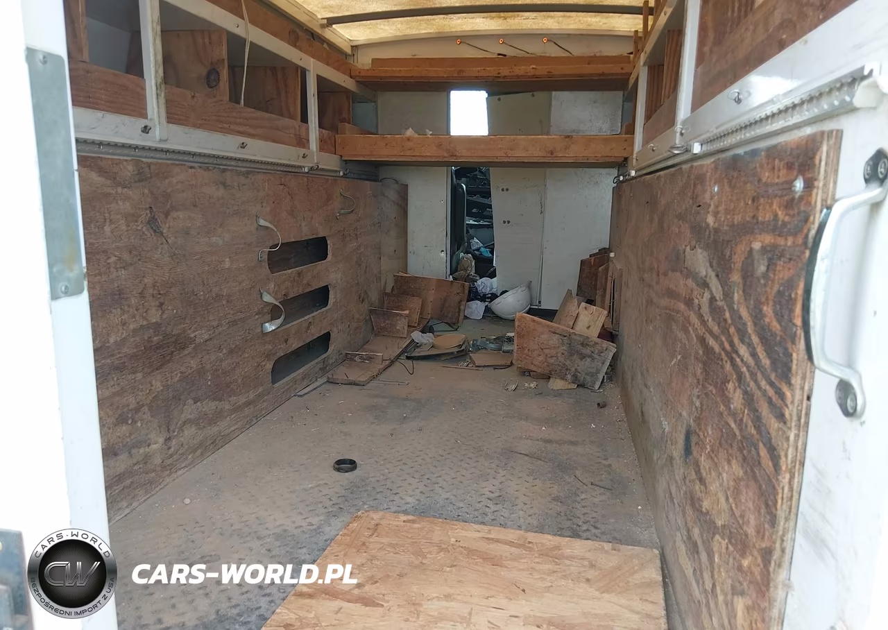 2012 Ford E-350 Cutaway VIN:1FDSE3FL4CDA18815 - 8