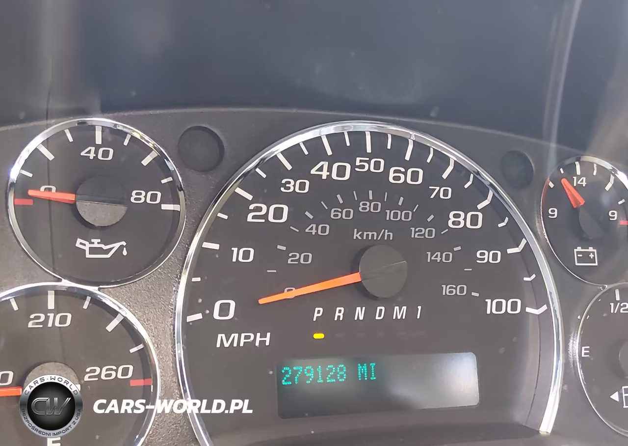 2011 Chevrolet Express 2500 Work Van VIN:1GCWGFBA8B1146884 - 16