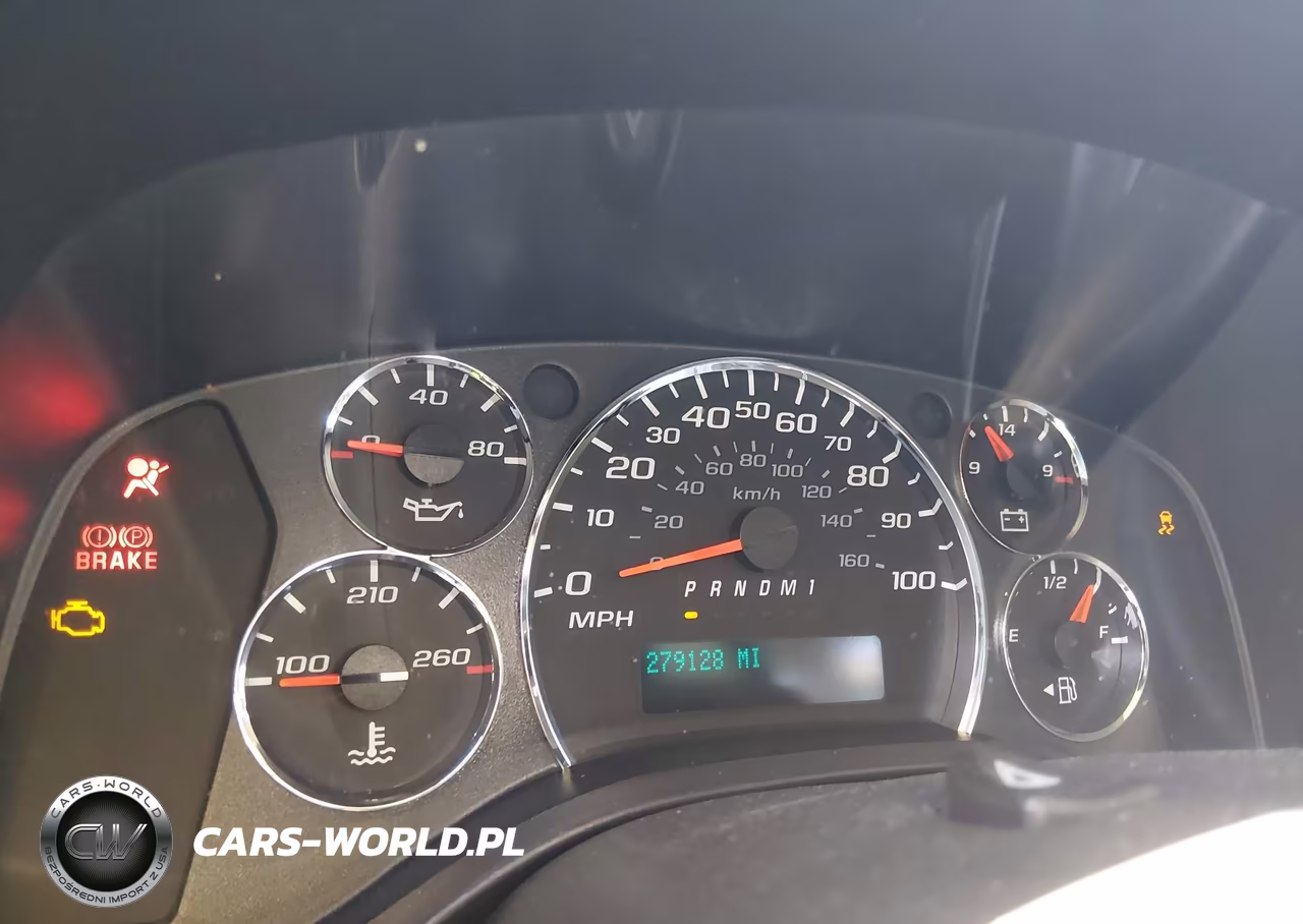 2011 Chevrolet Express 2500 Work Van VIN:1GCWGFBA8B1146884 - 7