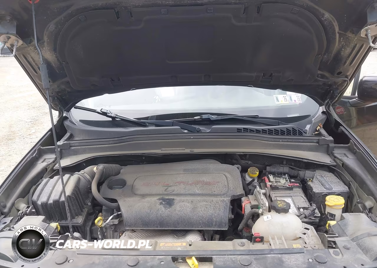 2020 Jeep Renegade Latitude 4X4 VIN:ZACNJBBB4LPM01284 - 10