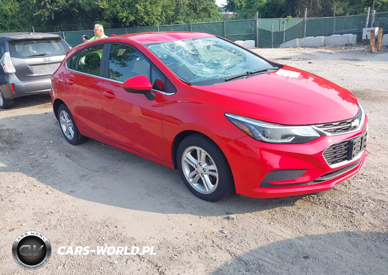 2017 Chevrolet Cruze Lt Auto – zdjęcie 1 z 18