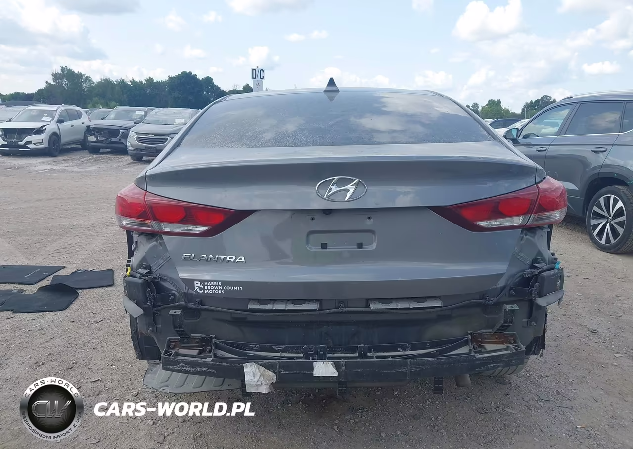 2018 Hyundai Elantra Sel VIN:5NPD84LF0JH388661 - 17