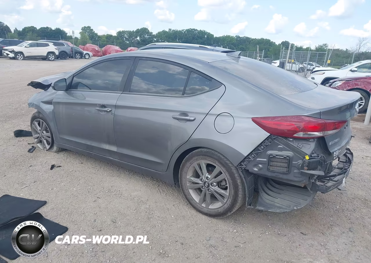 2018 Hyundai Elantra Sel VIN:5NPD84LF0JH388661 - 3