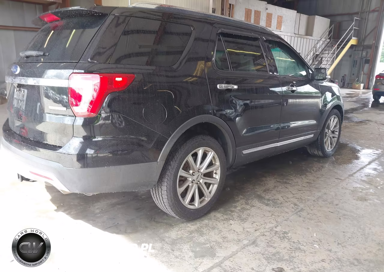 2016 Ford Explorer Limited VIN:1FM5K7F89GGD15205 - 4
