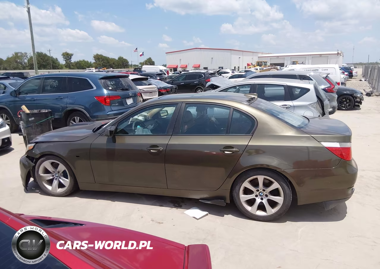 2005 BMW 545I VIN:WBANB33565CN64537 - 14