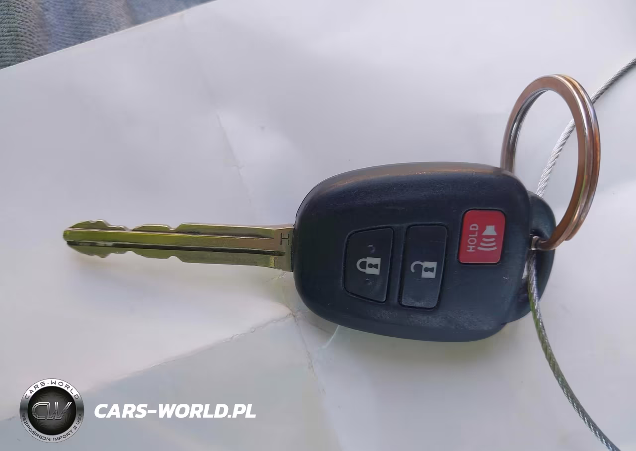 2019 Toyota Highlander Le VIN:5TDZARFHXKS048353 - 11