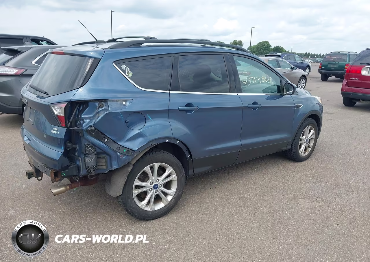 2018 Ford Escape Se VIN:1FMCU9GD3JUA89308 - 4