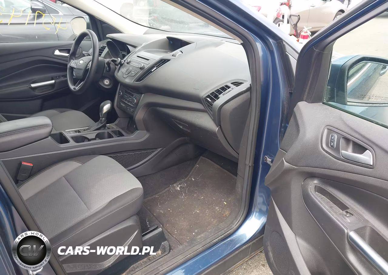 2018 Ford Escape Se VIN:1FMCU9GD3JUA89308 - 5