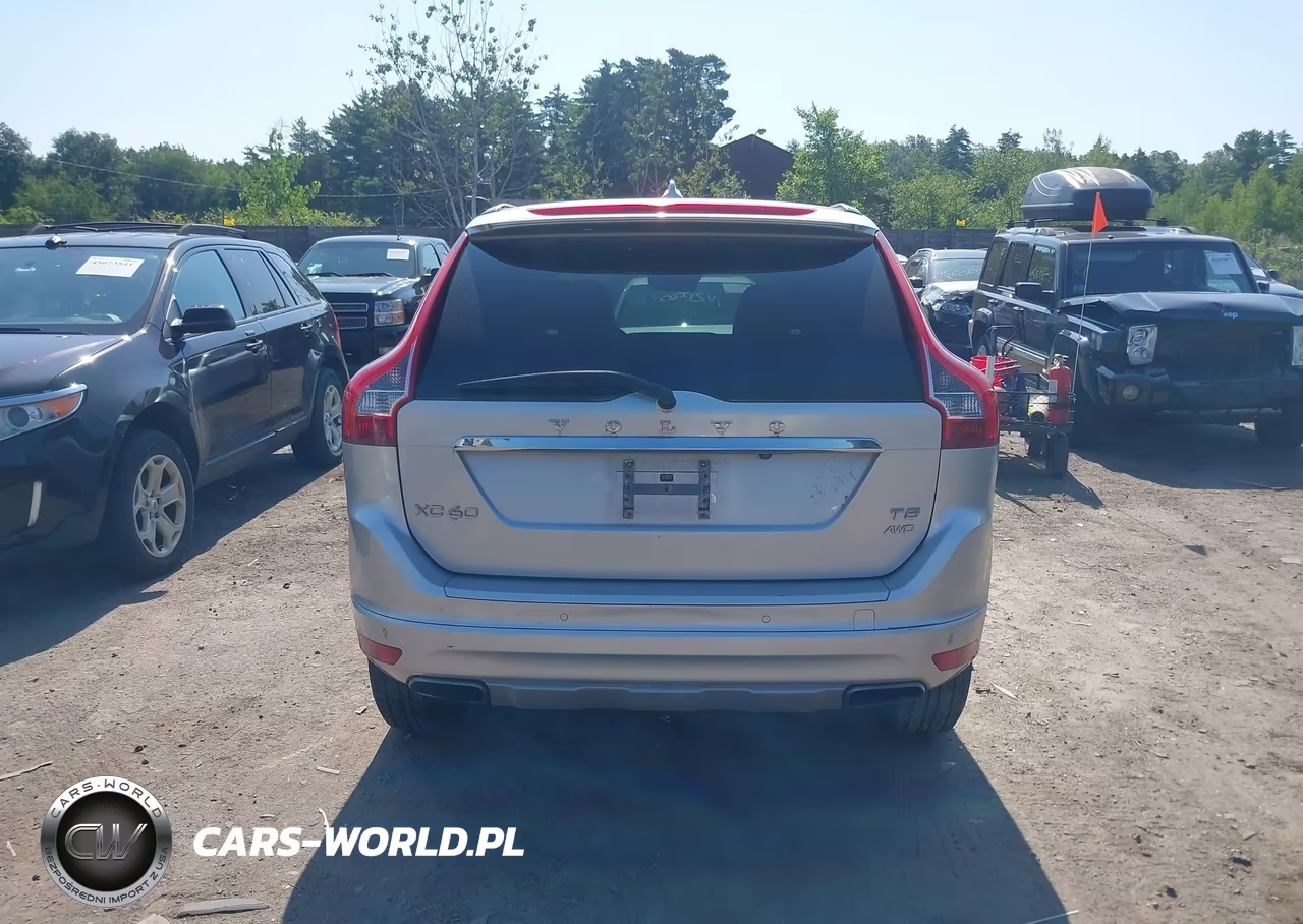2016 Volvo Xc60 T5 Platinum VIN:YV4612RM7G2809113 - 16