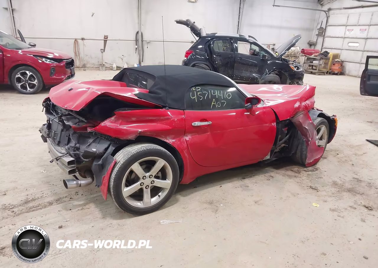 2007 Pontiac Solstice VIN:1G2MB35B97Y139602 - 4