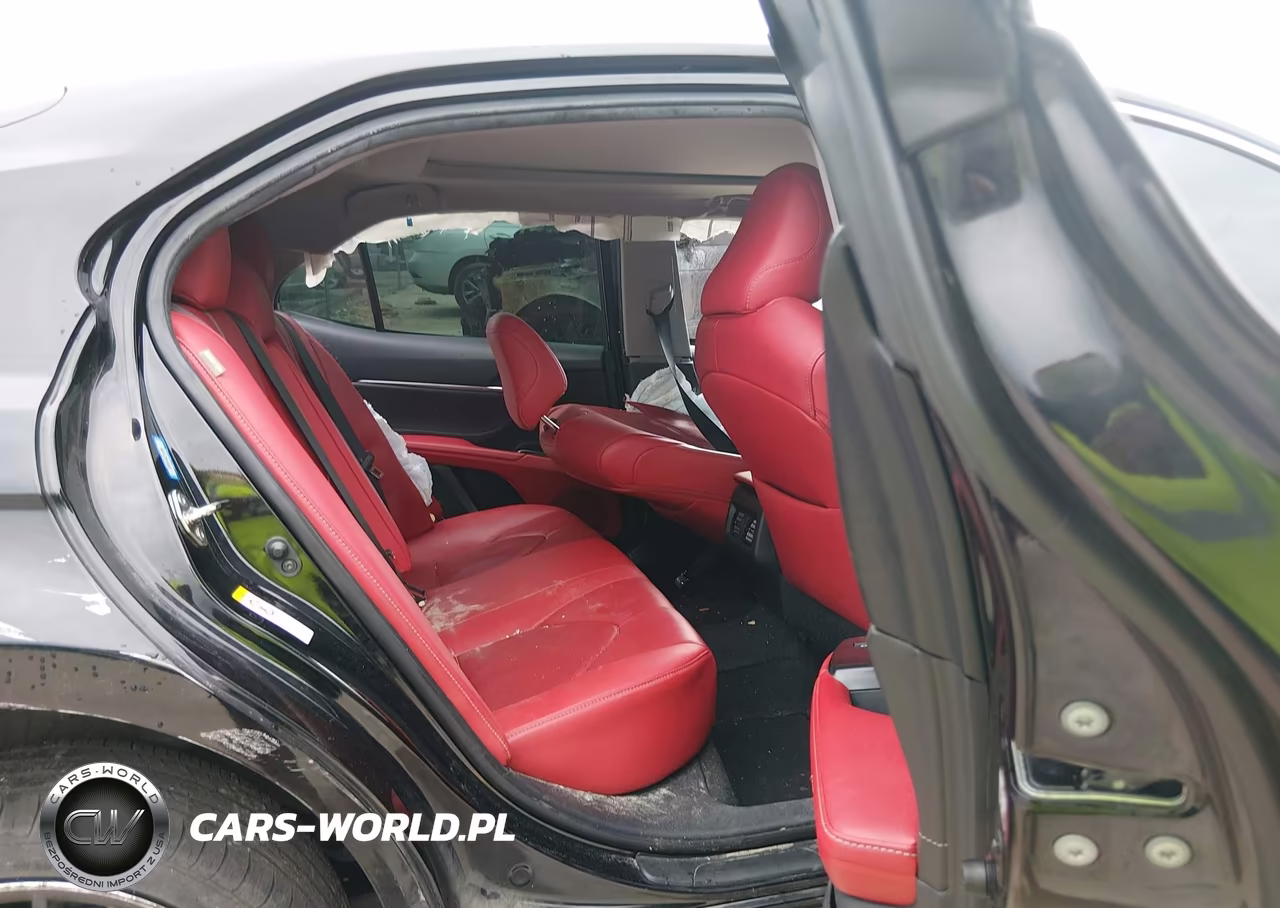2018 Toyota Camry Xse VIN:4T1B61HK0JU106196 - 8