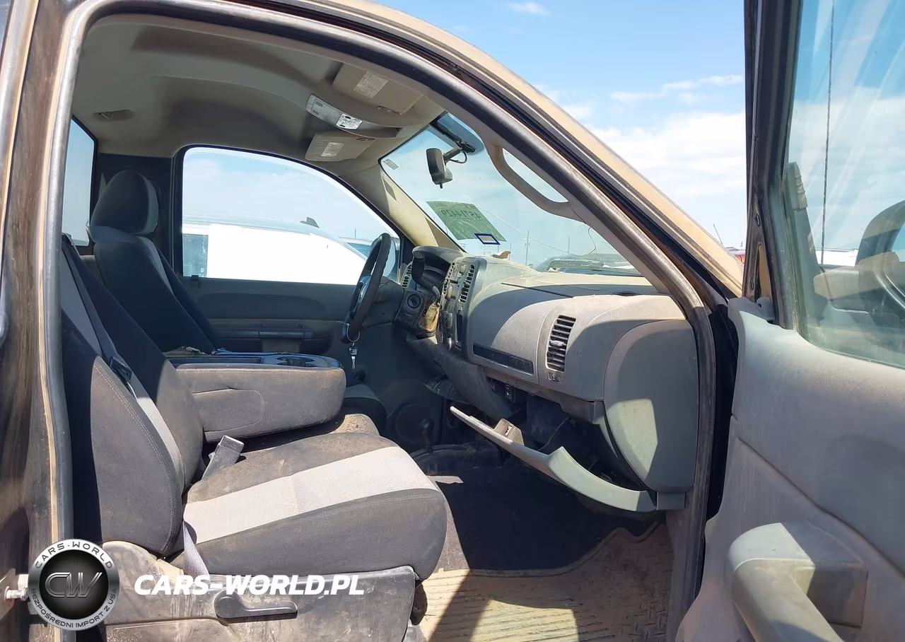 2007 Chevrolet Silverado 2500Hd Work Truck VIN:1GCHK24K77E555397 - 5