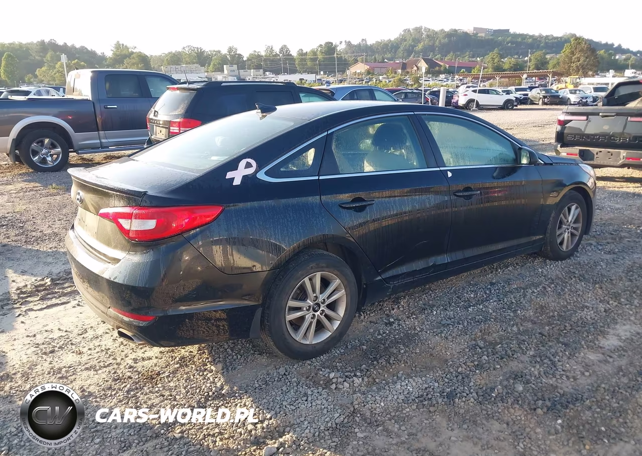 2015 Hyundai Sonata Se VIN:5NPE24AF4FH239394 - 4