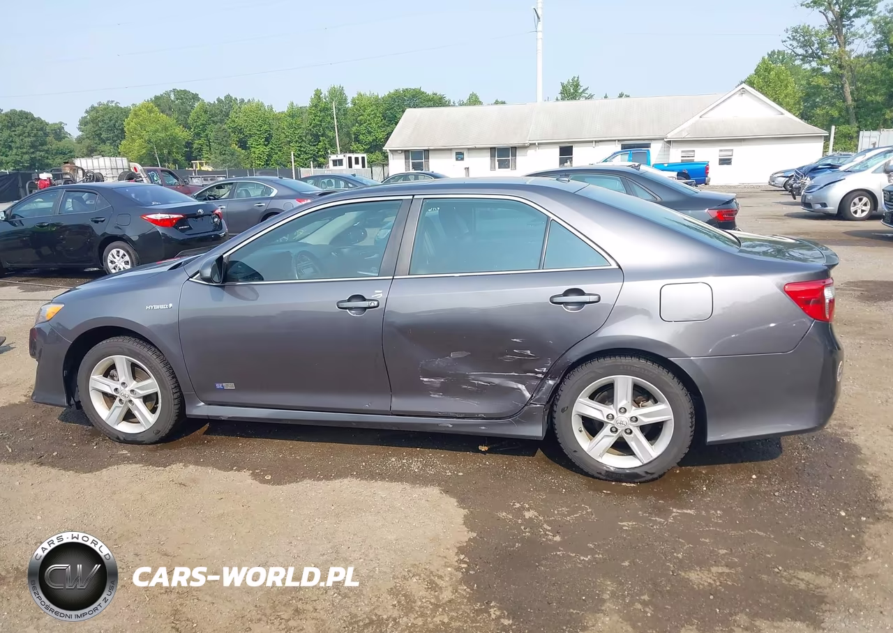 2014 Toyota Camry Hybrid Se Limited Edition VIN:4T1BD1FK7EU131773 - 14