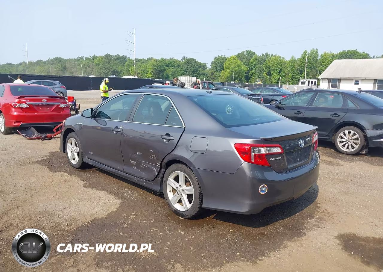 2014 Toyota Camry Hybrid Se Limited Edition VIN:4T1BD1FK7EU131773 - 3