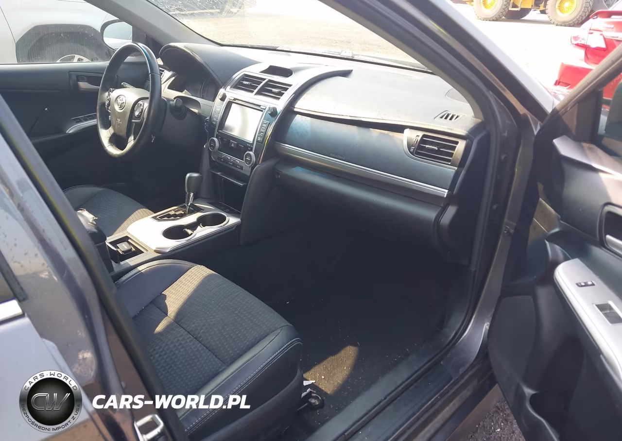 2014 Toyota Camry Hybrid Se Limited Edition VIN:4T1BD1FK7EU131773 - 5